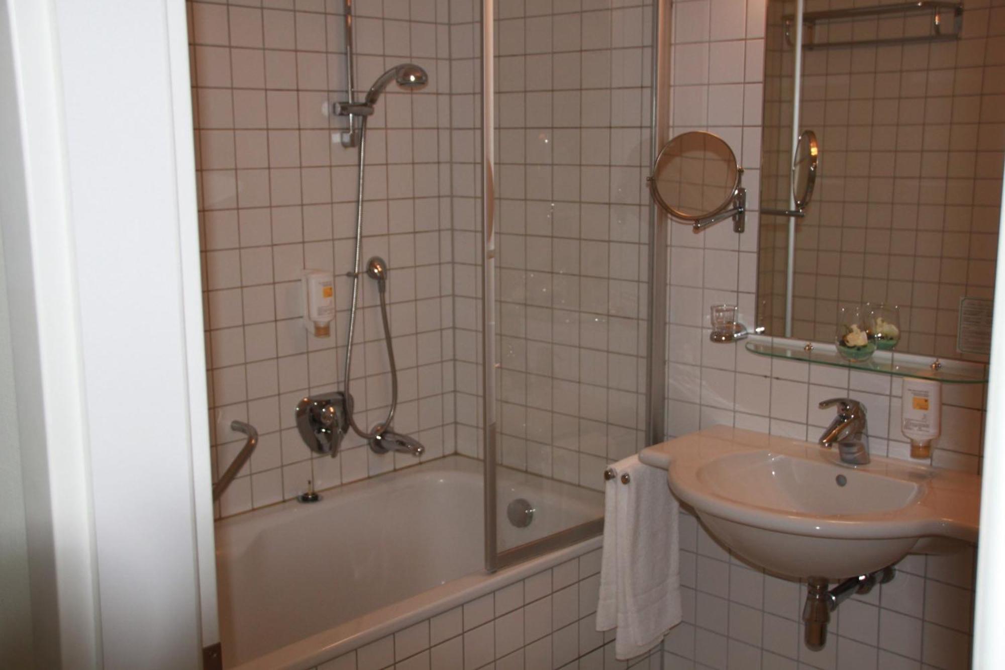 Hotel Vierseithof Luckenwalde Zewnętrze zdjęcie
