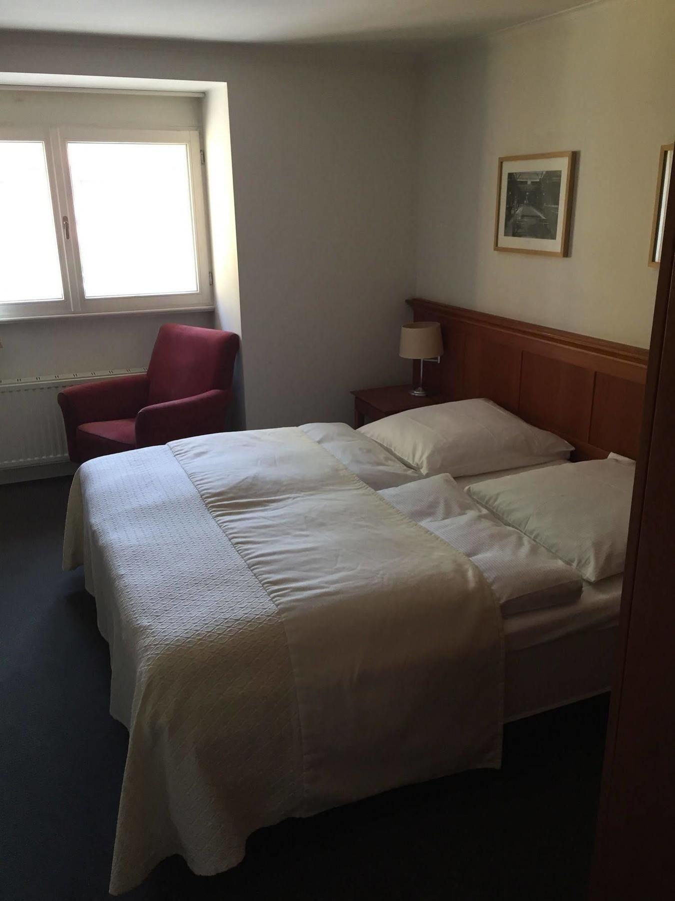 Hotel Vierseithof Luckenwalde Zewnętrze zdjęcie