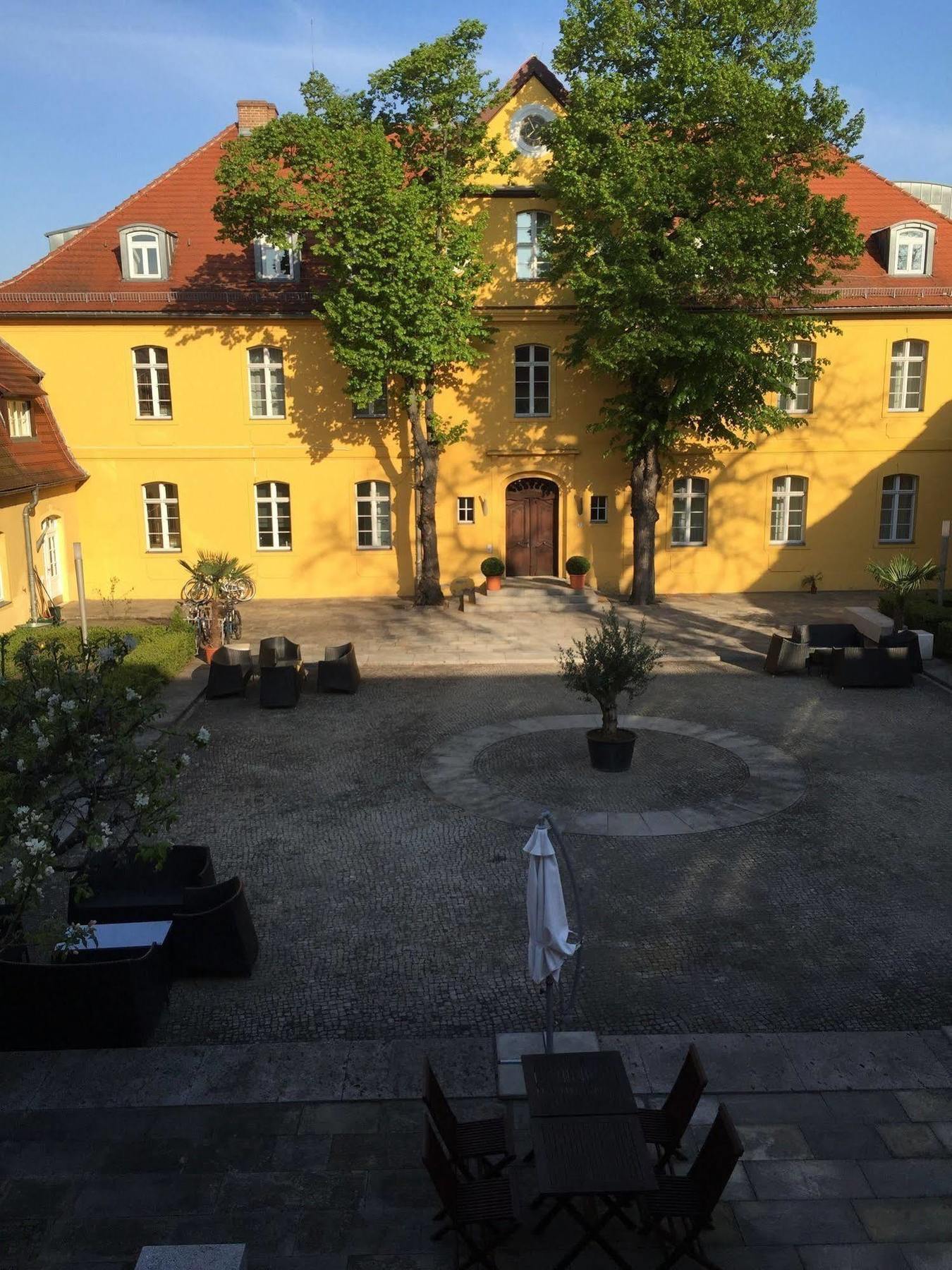 Hotel Vierseithof Luckenwalde Zewnętrze zdjęcie